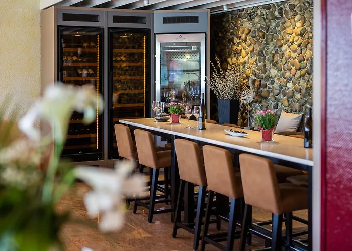 Hotel Pension Café Hasler